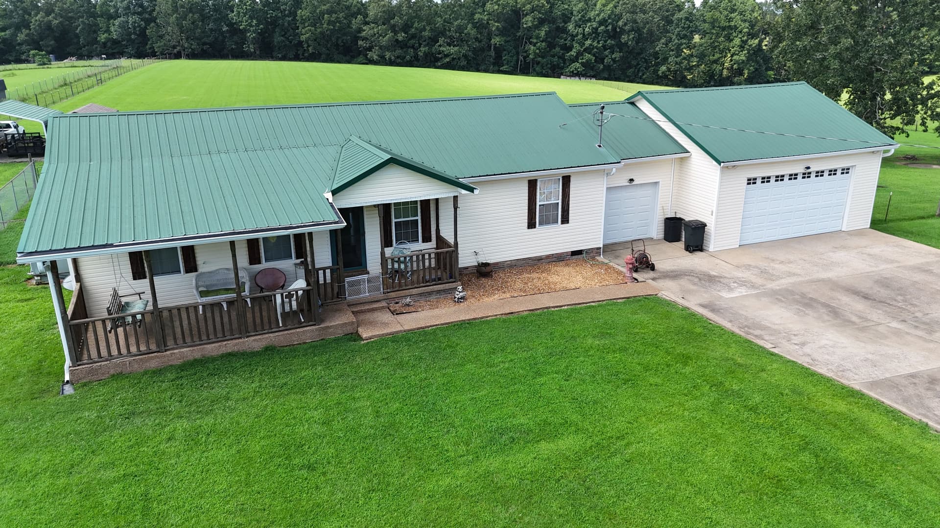 Gallery photos for Leaking Metal Roof Replaced with Malarkey Highlander Shingles: Image #6