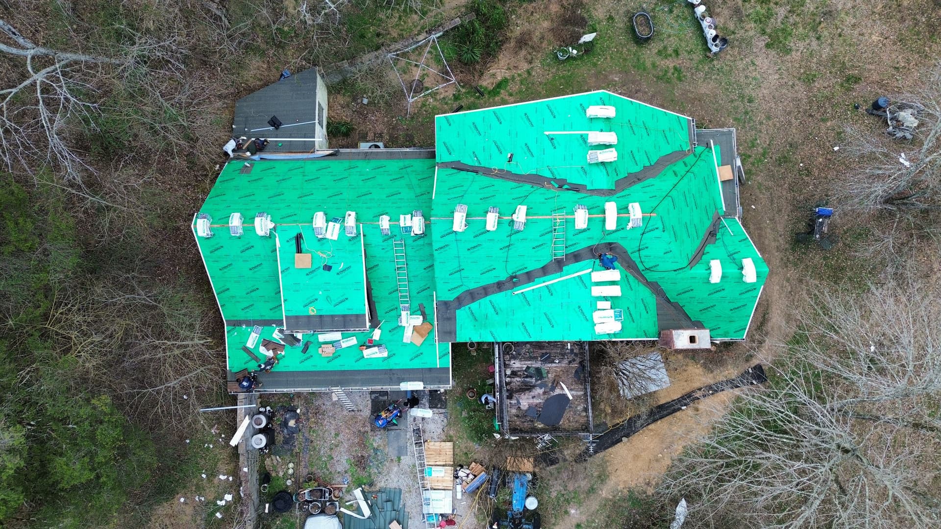 Gallery photos for Roof Upgrade for a Sienna Blend Malarkey Highlander: Image #4