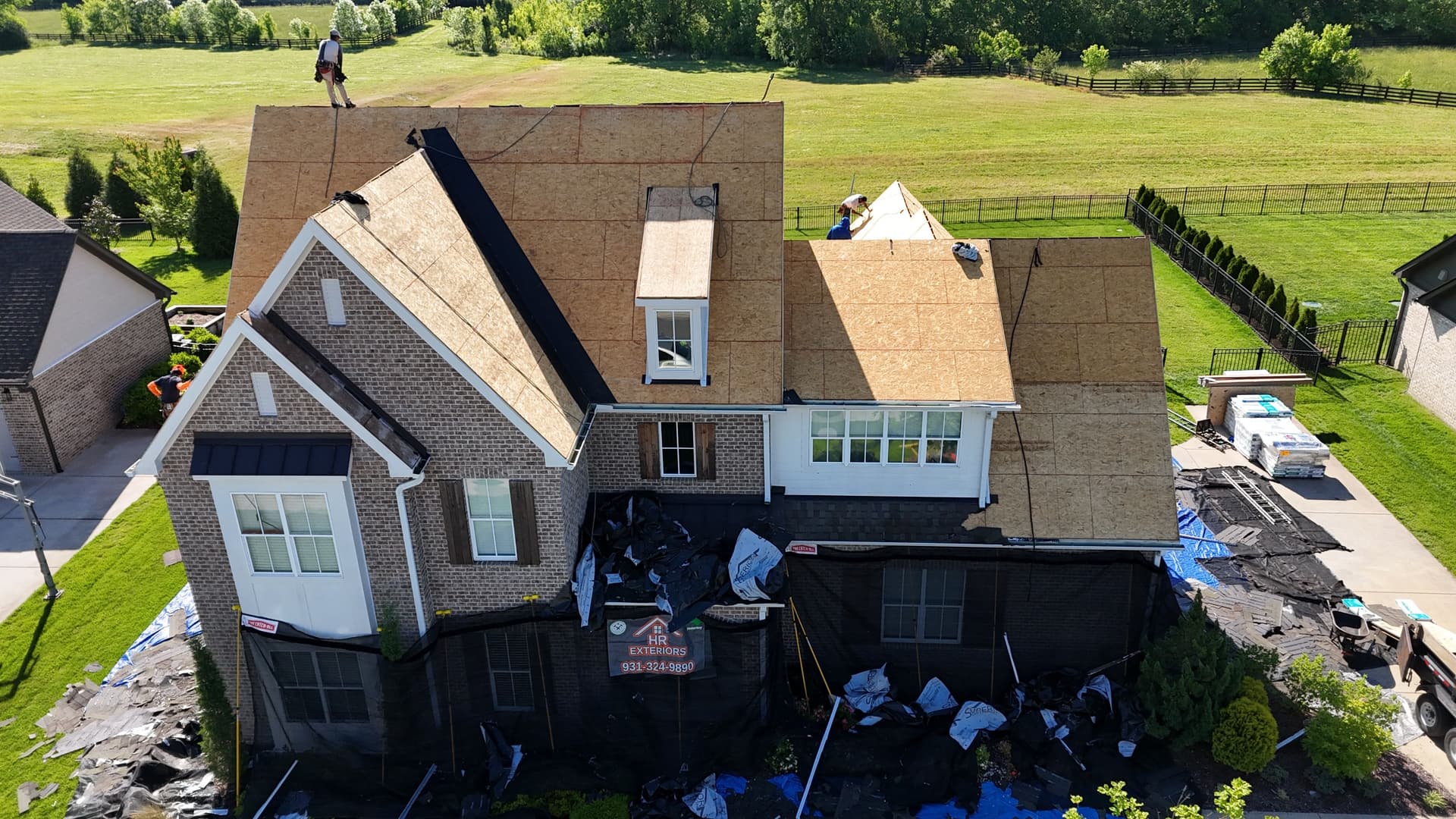 Gallery photos for New Malarkey Highlander Roof Installed in College Grove: Image #3