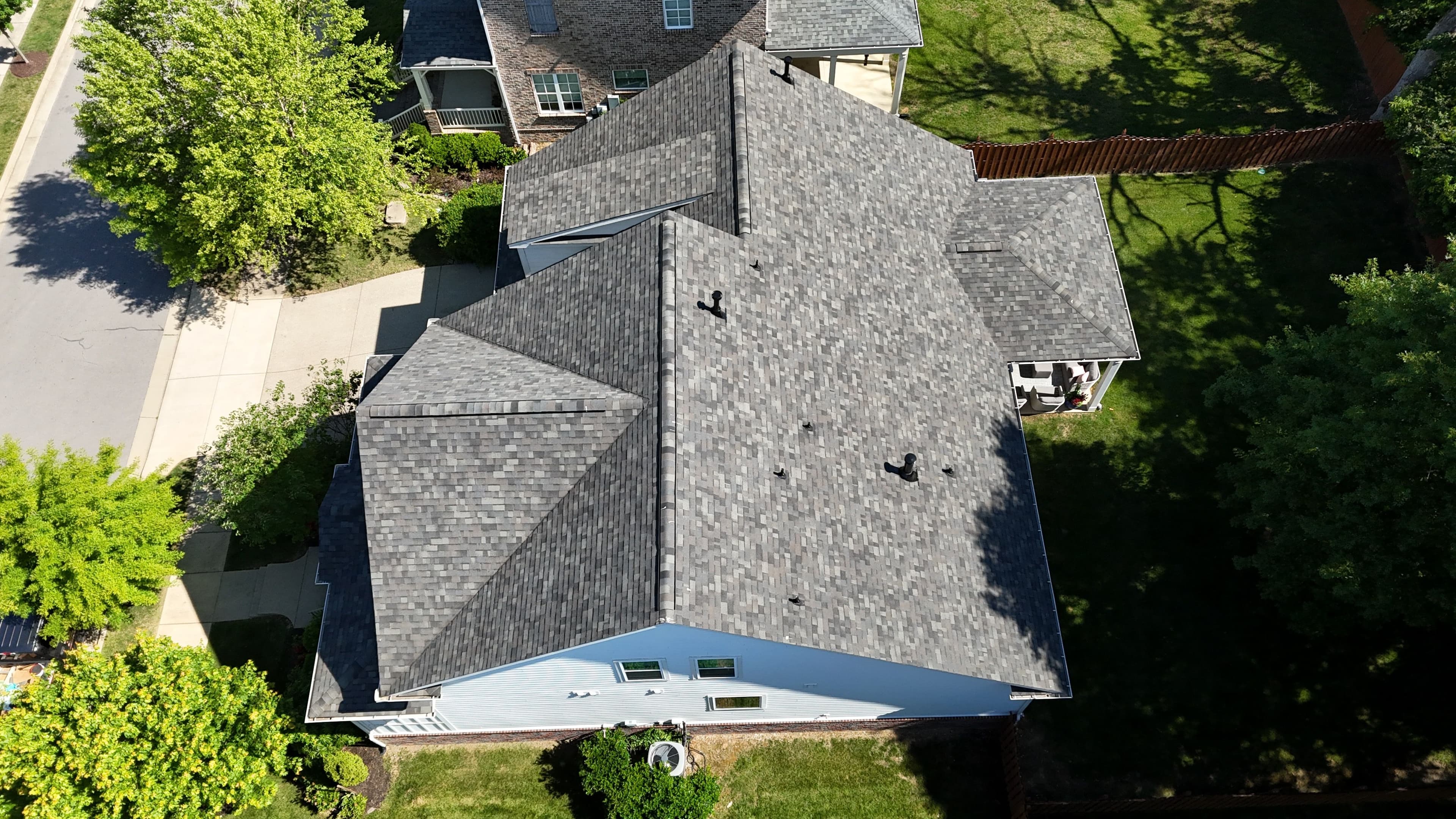 Project Franklin Roof Replacement with Malarkey Vista in Storm Gray image